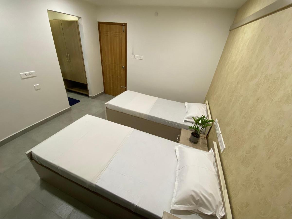 Karippals Inn Котаям Екстериор снимка